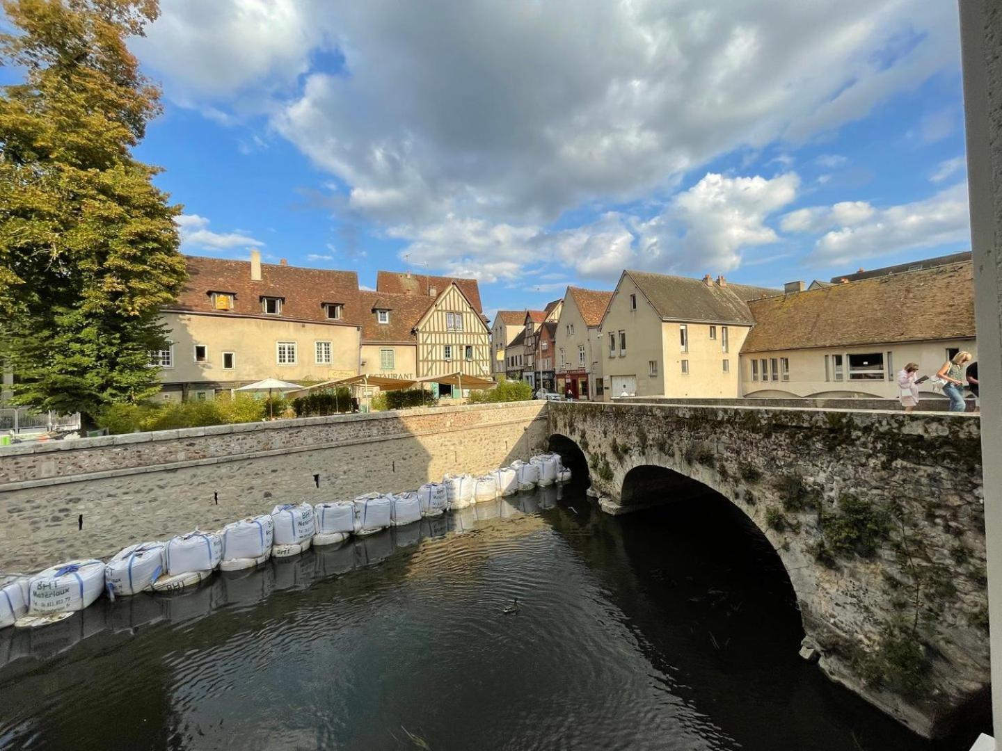 Appartement L'Eure Tranquille à Chartres Extérieur photo